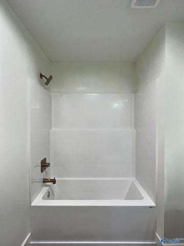 409 Rothrock Avenue SW, Attalla, AL 35954