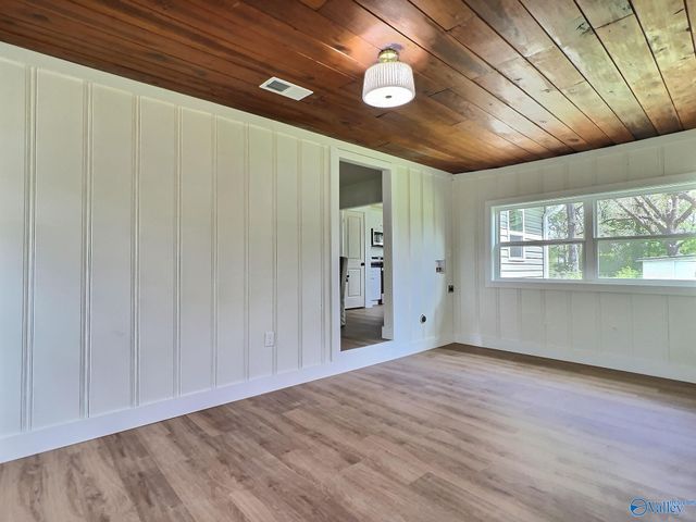 409 Rothrock Avenue SW, Attalla, AL 35954