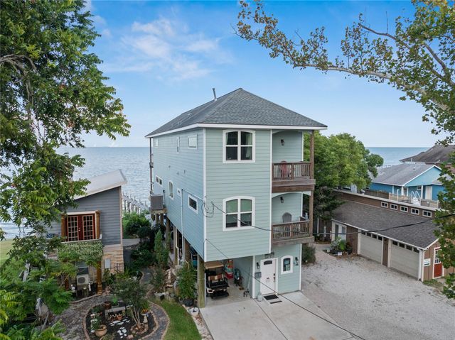 3709 Bayshore Drive 1-11, Bacliff, TX 77518