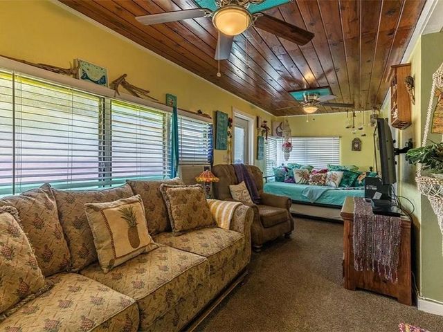 3709 Bayshore Drive 1-11, Bacliff, TX 77518