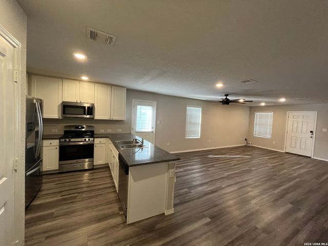 13838 Buffalo, San Antonio, TX 78252