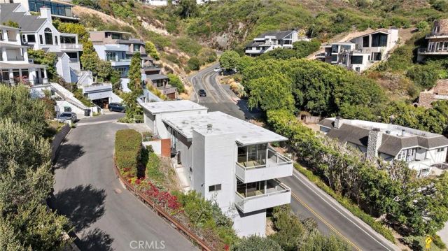 888 Summit Drive, Laguna Beach, CA 92651