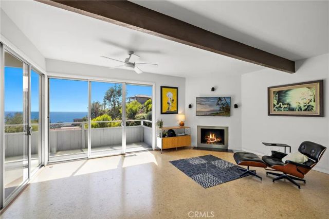 888 Summit Drive, Laguna Beach, CA 92651