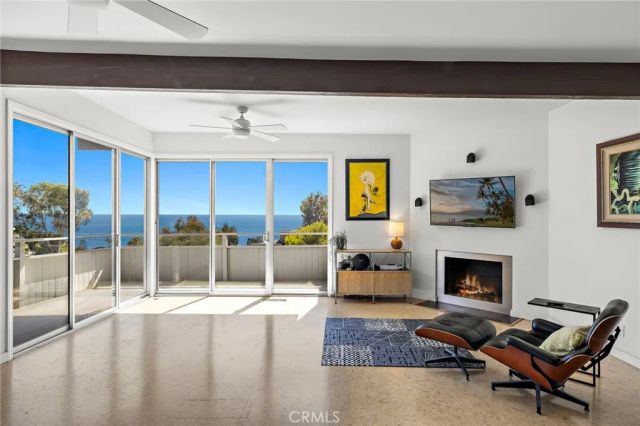 888 Summit Drive, Laguna Beach, CA 92651