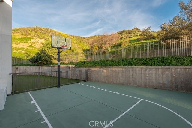 25301 Prado De Los Arboles, Calabasas, CA 91302