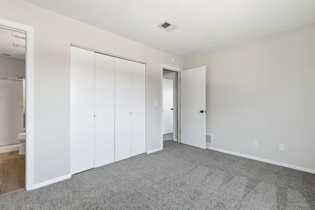 5102 25th Ave Court 201, Moline, IL 61265