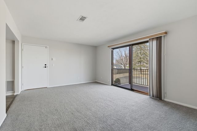 5102 25th Ave Court 201, Moline, IL 61265