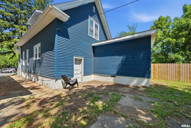 2216 N NORTH Street, Peoria, IL 61604