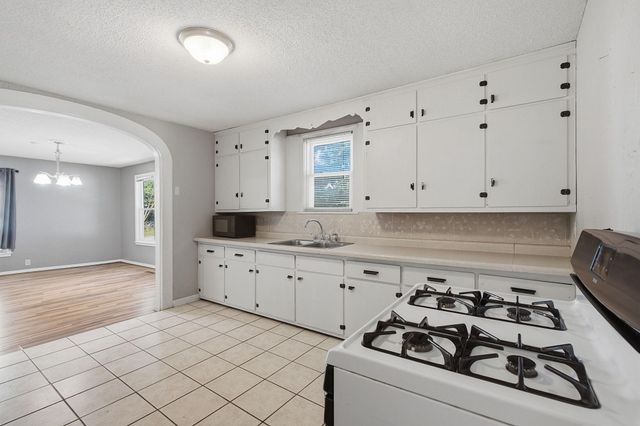 407 Tyler Street, Hastings, MN 55033