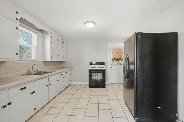 407 Tyler Street, Hastings, MN 55033