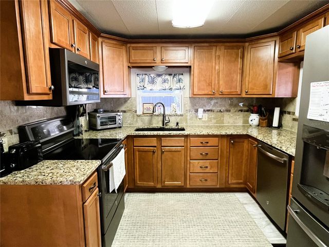 1706 WISCONSIN AVENUE, Bradenton, FL 34207