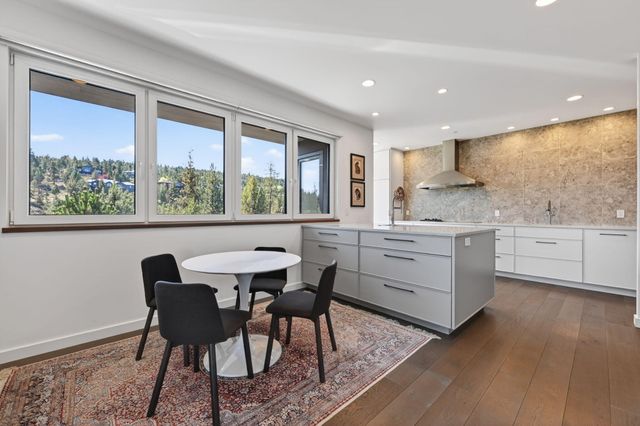 1596 NW Wild Rye Circle, Bend, OR 97703
