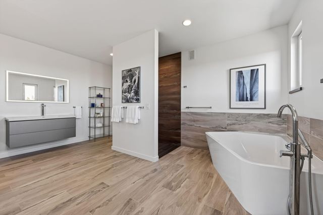 1596 NW Wild Rye Circle, Bend, OR 97703