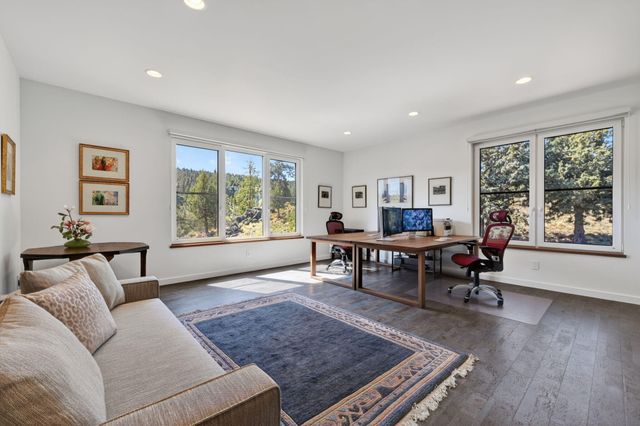 1596 NW Wild Rye Circle, Bend, OR 97703