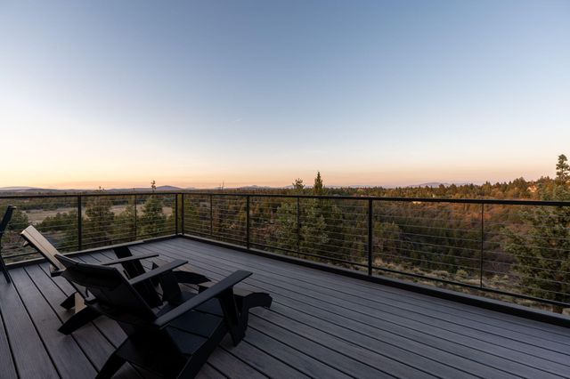 1596 NW Wild Rye Circle, Bend, OR 97703