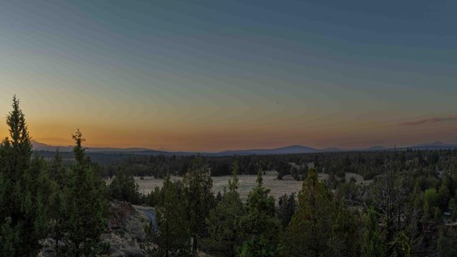 1596 NW Wild Rye Circle, Bend, OR 97703