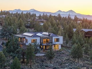 1596 NW Wild Rye Circle, Bend, OR 97703