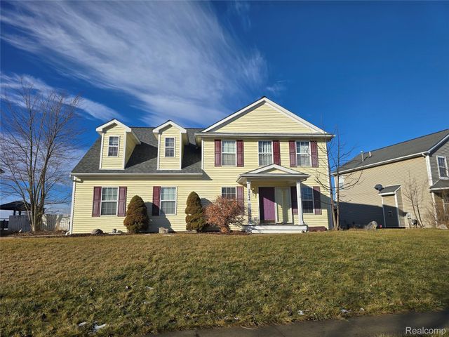 13046 Stony Brook Pass, Fenton Charter Township, MI 48451