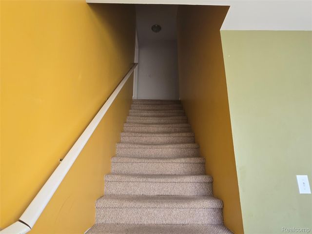 13046 Stony Brook Pass, Fenton Charter Township, MI 48451