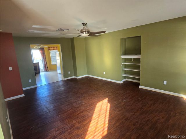 13046 Stony Brook Pass, Fenton Charter Township, MI 48451