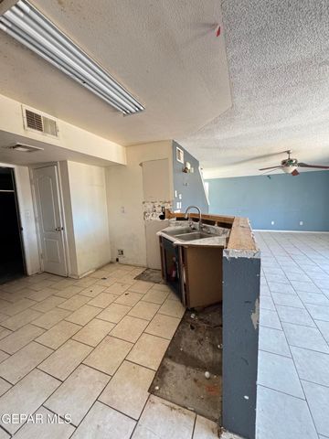 11901 MESQUITE ROCK Drive, El Paso, TX 79934