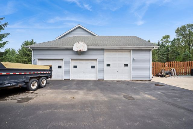 40W923 MULHERN Road, La Fox, IL 60119