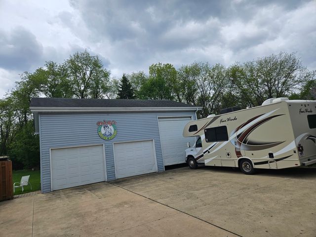 40W923 MULHERN Road, La Fox, IL 60119