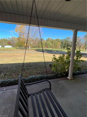 4950 Curry Road, Kernersville, NC 27284