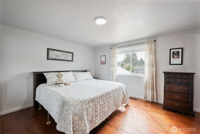 122 Alturas Drive, Kelso, WA 98626