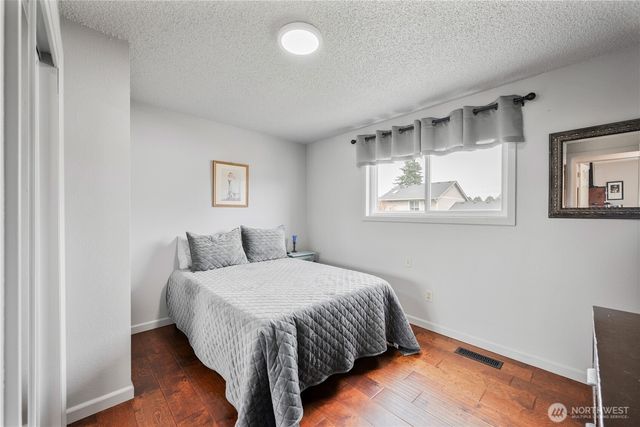 122 Alturas Drive, Kelso, WA 98626