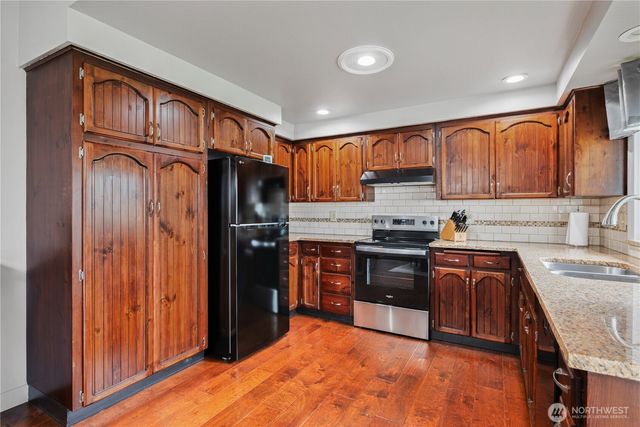 122 Alturas Drive, Kelso, WA 98626