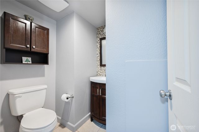 122 Alturas Drive, Kelso, WA 98626