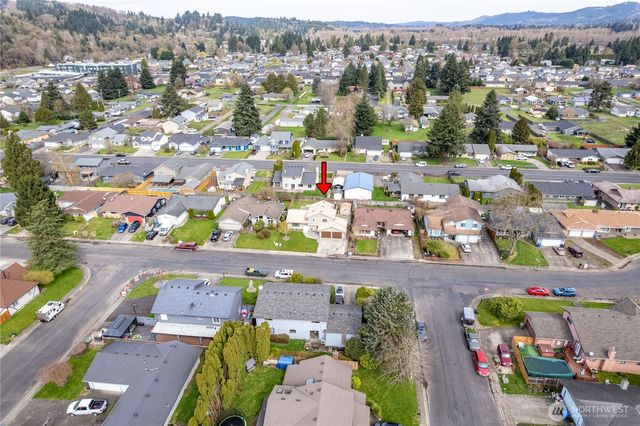 122 Alturas Drive, Kelso, WA 98626