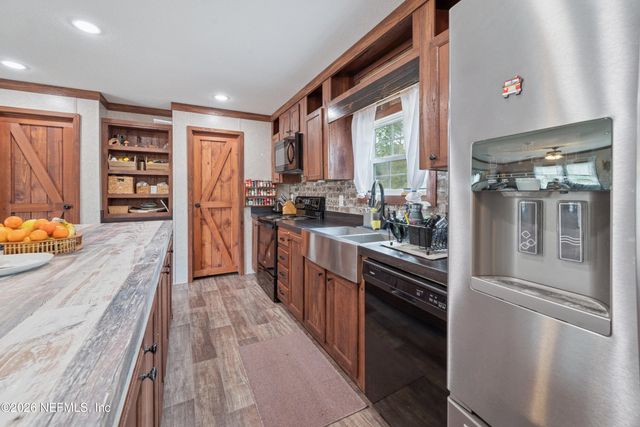 11222 SW 106TH Avenue, Hampton, FL 32044