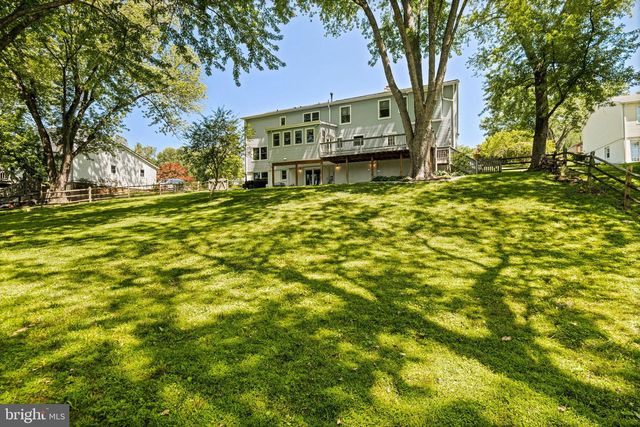 10315 MOUNTINGTON CT, Vienna, VA 22182