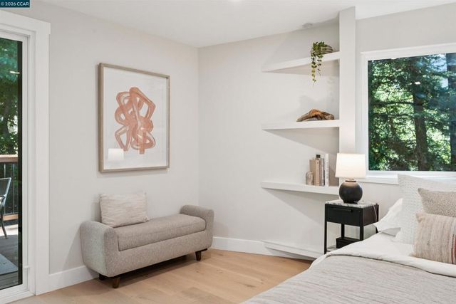 50 Overhill Rd, Orinda, CA 94563