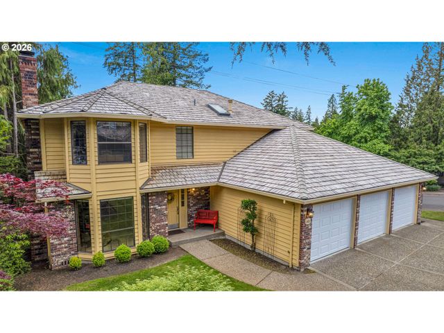 6401 Sw DOLPH Dr, Portland, OR 97219