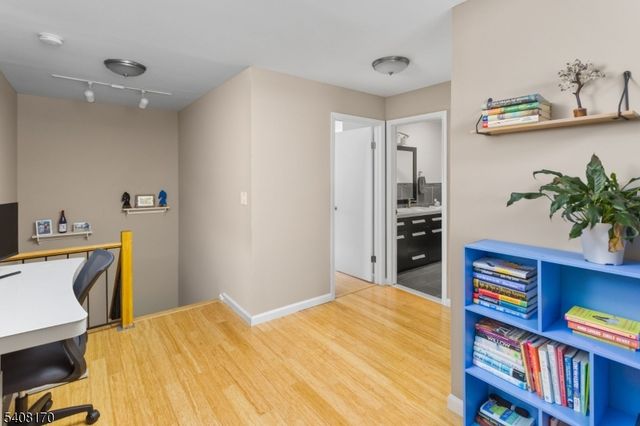 97 Continental Rd, Parsippany-troy Hills Twp., NJ 07950