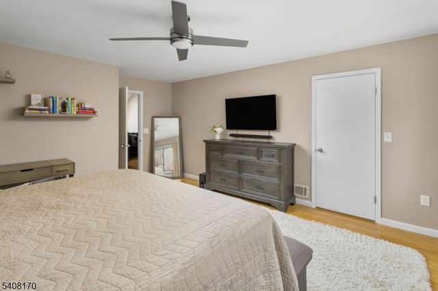 97 Continental Rd, Parsippany-troy Hills Twp., NJ 07950