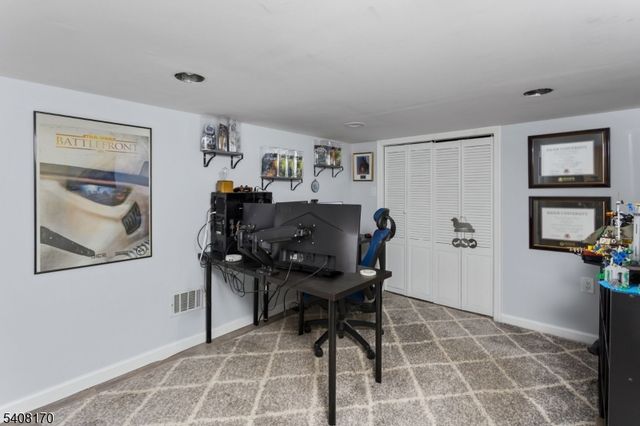 97 Continental Rd, Parsippany-troy Hills Twp., NJ 07950