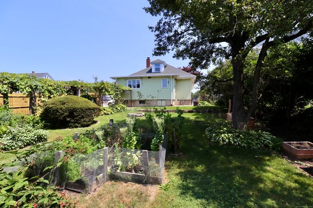 32 Denison Avenue, Groton, CT 06340