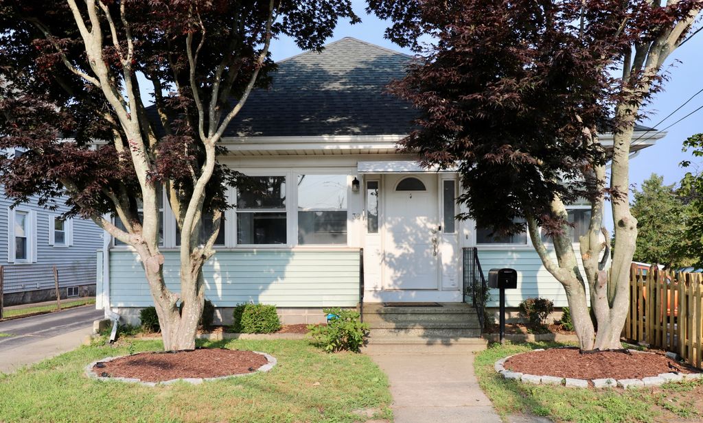 32 Denison Avenue, Groton, CT 06340