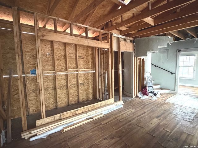 1122 Delaware st, San Antonio, TX 78210