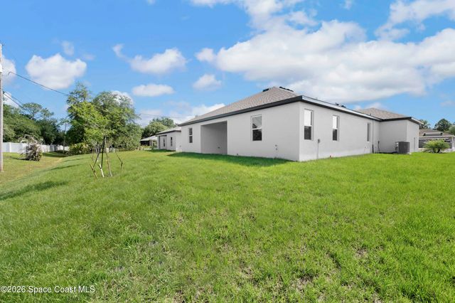 255 Cactus Street SE, Palm Bay, FL 32909