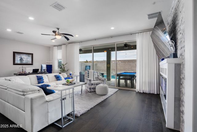 3828 E Liberty Lane, Gilbert, AZ 85296