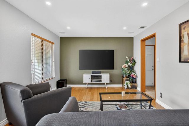 32721 Mountain View Rd, Bonsall, CA 92003