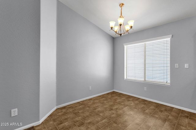 509 E DANIELLA Drive, San Tan Valley, AZ 85140