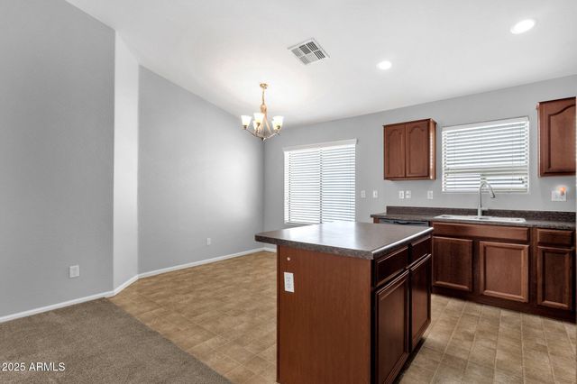 509 E DANIELLA Drive, San Tan Valley, AZ 85140