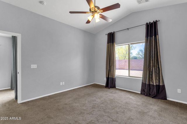 509 E DANIELLA Drive, San Tan Valley, AZ 85140