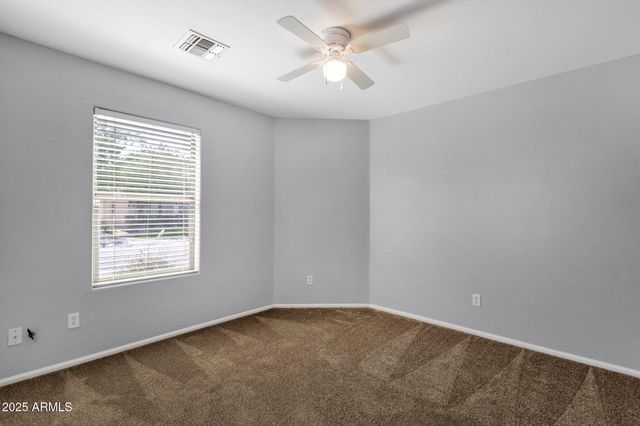 509 E DANIELLA Drive, San Tan Valley, AZ 85140